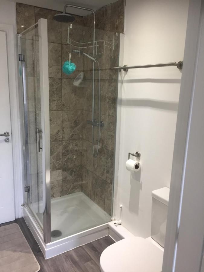 Alphalink Lodge Middlesbrough Bagian luar foto